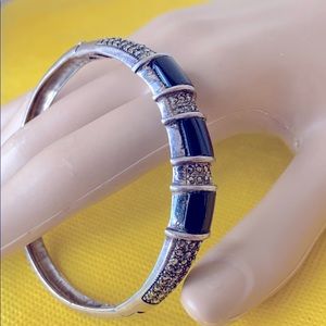 sterling silver Onyx Marcasite hinged bracelet RF